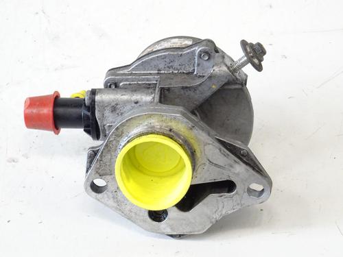 Used Vacuum pump Vacuum pump DACIA LOGAN MCV II 1.5 dCi (90 hp) 20038877 20038877
