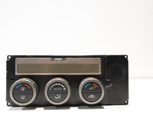 Used Climate control NISSAN NAVARA NP300 (D40) 2.5 dCi 4WD (171 hp) 31669745