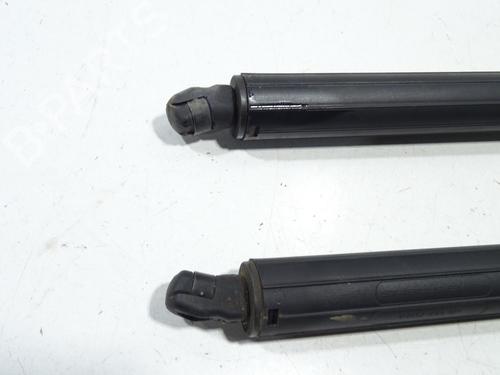 Used Tailgate lift support Tailgate lift support 30081554 30081554