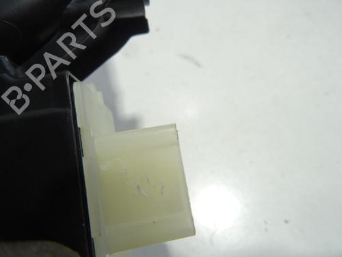 Used Left rear window switch Left rear window switch DACIA SANDERO III 1.0 TCe 90 (91 hp) 25746598 25746598