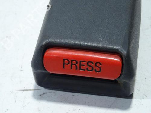 Engate do cinto Engate do cinto MITSUBISHI PAJERO II (V3_W, V2_W, V4_W, V5_W) 2.8 TD (V46W, V26W) (125 hp) 33659655 33659655