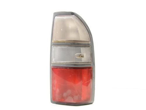 Used Right taillight TOYOTA LAND CRUISER 90 (_J9_) 3.0 TD (KZJ90_, KZJ95_, KZJ90R, KZJ95R, KZJ90W, KZJ95W) (125 hp) 31658478