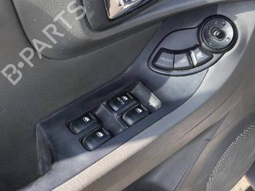Switch HYUNDAI SANTA FÉ I (SM) 2.0 CRDi 4x4 | BP23786030I30  - Image 9