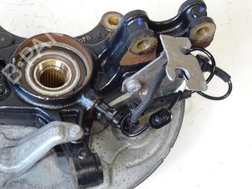 Used Right front steering knuckle Right front steering knuckle DS DS 7 Crossback (J4_, JR_, JC_) 1.5 BlueHDi 130 (JCYHZJ, JCYHZR) (130 hp) 20038915 20038915