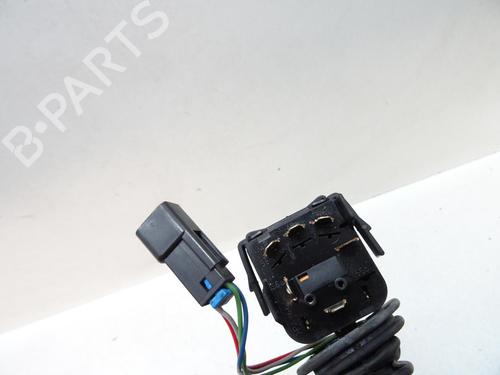 Used Switch Switch OPEL ZAFIRA A MPV (T98) 2.2 DTI 16V (F75) (125 hp) 20053815 20053815