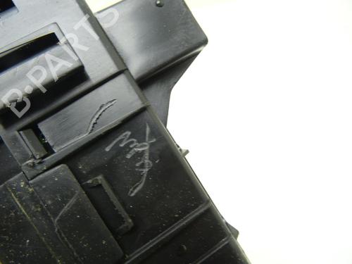 Used Fuse box Fuse box PEUGEOT 206 Hatchback (2A/C) [1998-2012] 33804127 33804127