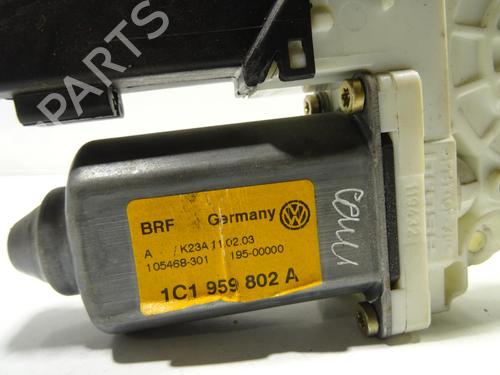 Used Right front window motor Right front window motor VW GOLF IV (1J1) 1.9 TDI (101 hp) 24588600 24588600