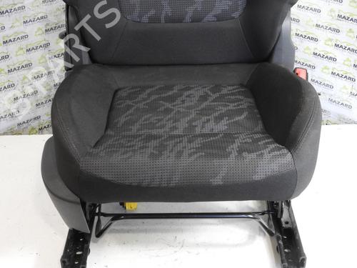 Right front seat PEUGEOT 3008 I MPV (0U_) 1.6 HDi | BP20065273C16 