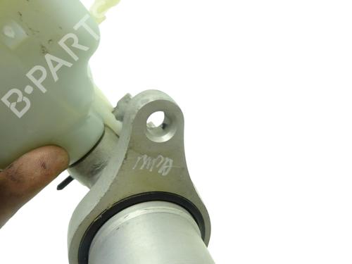 Used Brake master cylinder Brake master cylinder PEUGEOT EXPERT Van (VF3A_, VF3U_, VF3X_) 1.6 HDi 90 16V (90 hp) 35888510 35888510