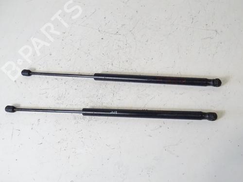Tailgate lift support KIA SORENTO I (JC) 2.5 CRDi | BP20038627C138 