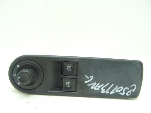 Used Left front window switch RENAULT CLIO IV (BH_) 1.5 dCi 90 (90 hp) 29452400