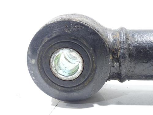 Used Right rear suspension arm Right rear suspension arm TOYOTA LAND CRUISER 80 (_J8_) 4.2 TD (HDJ80) (160 hp) 32779985 32779985