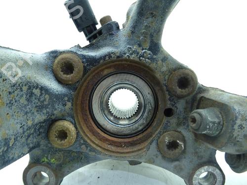 Used Right front steering knuckle Right front steering knuckle VW TIGUAN (5N_) 2.0 TDI (140 hp) 32992843 32992843
