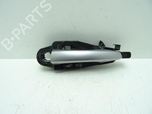 Used Front left exterior door handle Front left exterior door handle 32479326 32479326