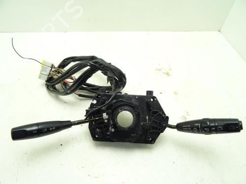 Mando intermitentes / limpia SUZUKI GRAND VITARA I (FT, HT) 2.7 4x4 (JA627, SQ627W2) (173 hp) 30948450