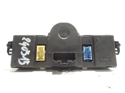 Climate control RENAULT CLIO III (BR0/1, CR0/1) 1.5 dCi (BR0H, CR0H, CR1S, BR1S) | BP23933580I5 - Image 4