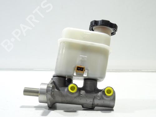 Used Brake master cylinder HYUNDAI SANTA FÉ II (CM) 2.2 CRDi 4x4 (155 hp) 26456971