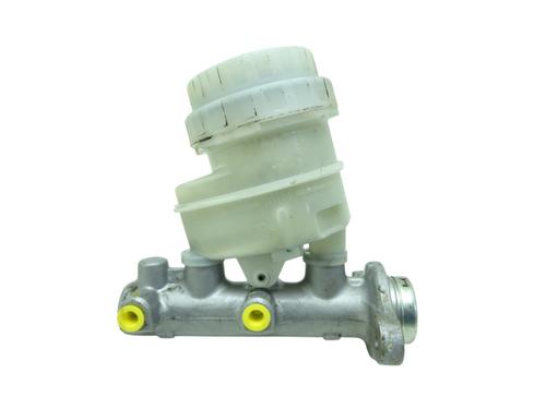Used Brake master cylinder Brake master cylinder MITSUBISHI L200 / TRITON (KA_T, KB_T) 2.5 DI-D 4WD (KB4T) (136 hp) 40253284 40253284