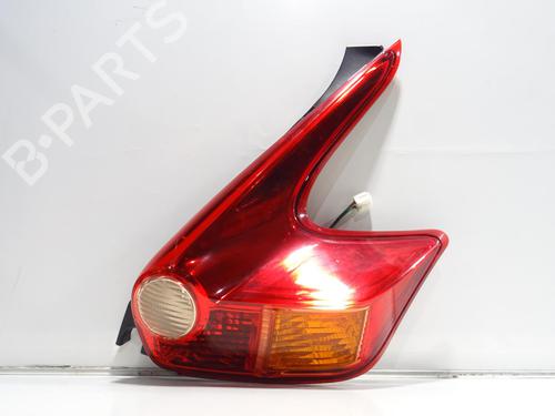Used Right taillight NISSAN JUKE (F15) [2010-2019]  30574602