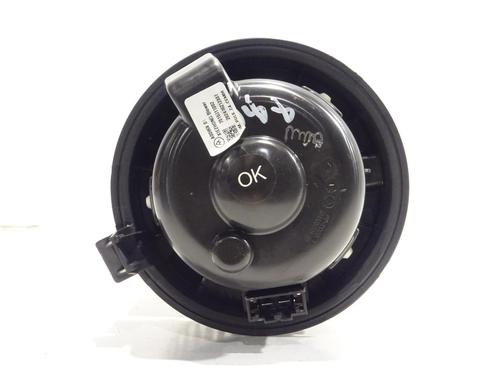 Heater blower motor CITROËN C4 III (BA_, BB_, BC_) 1.2 Hybrid 136 (BAHPYJ) | BP29477541M62 