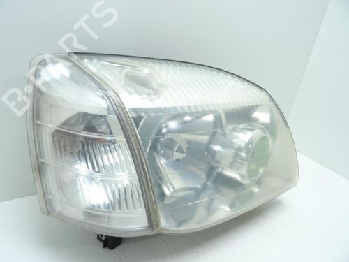 Used Right headlight Right headlight NISSAN X-TRAIL I (T30) 2.2 Di 4x4 (114 hp) 29490121 29490121