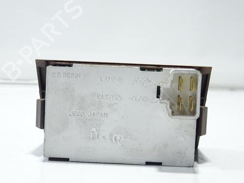 Used Display monitor Display monitor MITSUBISHI PAJERO III (V7_W, V6_W) 2.5 TDi (V64W, V74W) (115 hp) 31362429 31362429