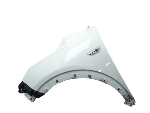 Used Left front fenders OPEL CROSSLAND X / CROSSLAND (P17, P2QO) 1.2 (75) (131 hp) 30388807