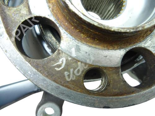 Used Left front steering knuckle Left front steering knuckle MERCEDES-BENZ B-CLASS Sports Tourer (W246, W242) B 180 CDI (246.200) (109 hp) 34191322 34191322