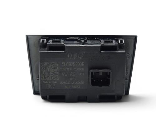 warning-switch-vw-multivan-t7-stm-stn-2021-34359401 main image