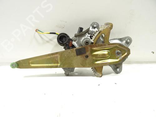 Used Rear left window mechanism TOYOTA RAV 4 II (_A2_) 2.0 D 4WD (CLA20_, CLA21_, CLA20R, CLA21R) (116 hp) 32110451