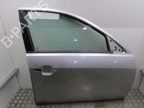 Used Right front door FORD MONDEO III Turnier (BWY) 2.0 16V TDDi / TDCi (115 hp) 26456838