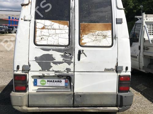 Bootlid window RENAULT TRAFIC Van (T_, P_, V_) 2.5 D | BP24638911C64 