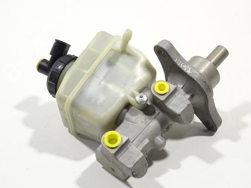 Used Brake master cylinder Brake master cylinder DACIA DUSTER (HS_) 1.5 dCi 4x4 (HSMC, HSMD) (110 hp) 20050136 20050136