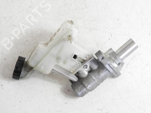 Used Brake master cylinder Brake master cylinder PEUGEOT 3008 II SUV (MC_, MR_, MJ_, M4_) [2016-2026] 21969699 21969699