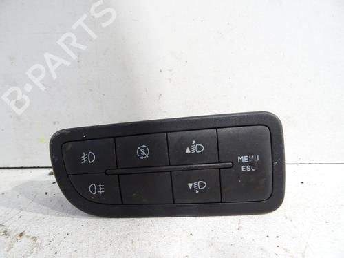 Interruttore ALFA ROMEO MITO (955_) 1.3 MultiJet (955AXP1A, 955AYC1A) (95 hp) 32110463