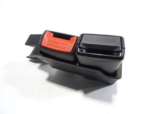 Used Seat buckle RENAULT CLIO III (BR0/1, CR0/1) 1.5 dCi (BR17, CR17) (86 hp) 29405319