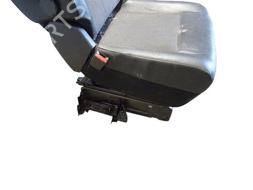 Left front seat PEUGEOT EXPERT Van (V_) 2.0 BlueHDi 120 | BP40285709C15 - Image 6