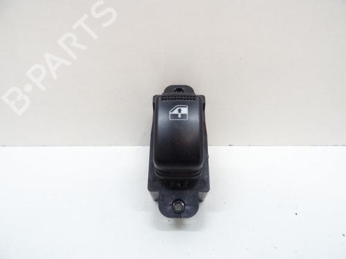 Used Right front window switch KIA RIO II (JB) 1.5 CRDi (110 hp) 21967864