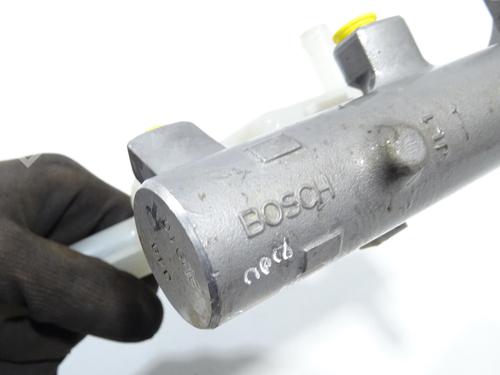 Brake master cylinder NISSAN X-TRAIL I (T30) 2.2 Di 4x4 | BP22643266M77 