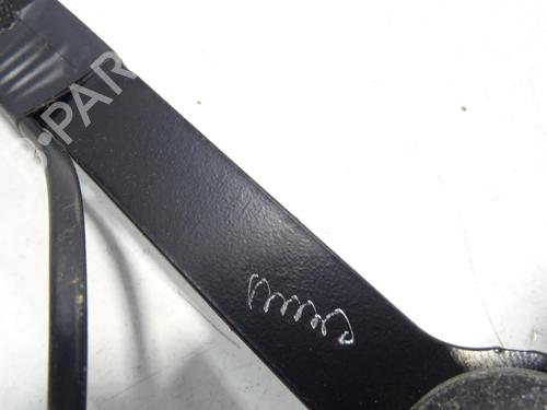 Boucle de ceinture de sécurité RENAULT MEGANE IV Hatchback (B9A/M/N_) 1.6 TCe 205 (B9MV) | BP30778318I32