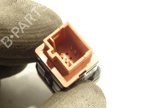 switch-citroen-c4-ii-nc_-2009-26974050 main image