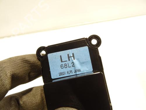Used Left front window switch Left front window switch SUZUKI SWIFT IV (FZ, NZ) 1.3 DDiS (AZG413D, ZC02S, ZC92S) (75 hp) 21519960 21519960