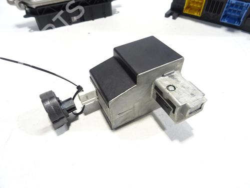 Elektronisk modul CITROËN C4 III (BA_, BB_, BC_) 1.2 Hybrid 136 (BAHPYJ) | BP29481311M83 