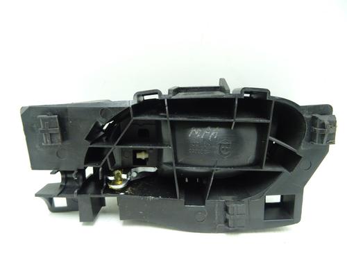 Used Front right interior door handle Front right interior door handle PEUGEOT 208 I (CA_, CC_) 1.6 HDi / BlueHDi 75 (75 hp) 31906239 31906239
