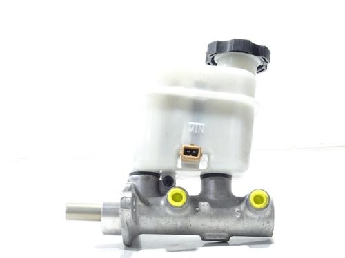 Used Brake master cylinder HYUNDAI SANTA FÉ II (CM) 2.2 CRDi (155 hp) 30361733