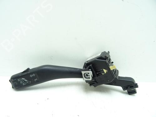 Commutateur VW GOLF V Variant (1K5) 1.9 TDI (105 hp) 31917606