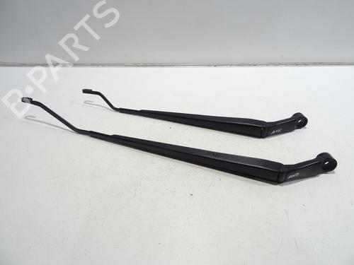 front-windshield-wiper-arm-toyota-corolla-verso-zer_-zze12_-r1_-2004-2005-2006-2007-2008-2009-32447361 main image