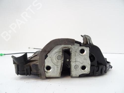 Used Front right lock TOYOTA YARIS (_P9_) 1.4 D-4D (NLP90_, NLP90R) (90 hp) 20045444
