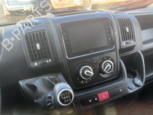 Front right exterior door handle CITROËN JUMPER II Van 2.2 BlueHDi 120 | BP29340932C129 