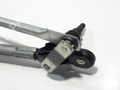Used Front wiper motor Front wiper motor BMW X1 (E84) xDrive 20 d (177 hp) 34109238 34109238